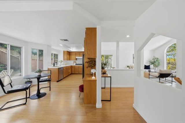 1843 Centennial Way, Escondido, CA 92026