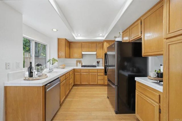 1843 Centennial Way, Escondido, CA 92026
