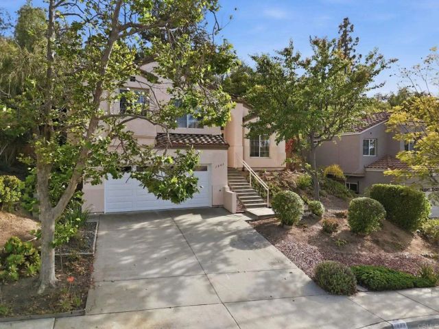 1843 Centennial Way, Escondido, CA 92026