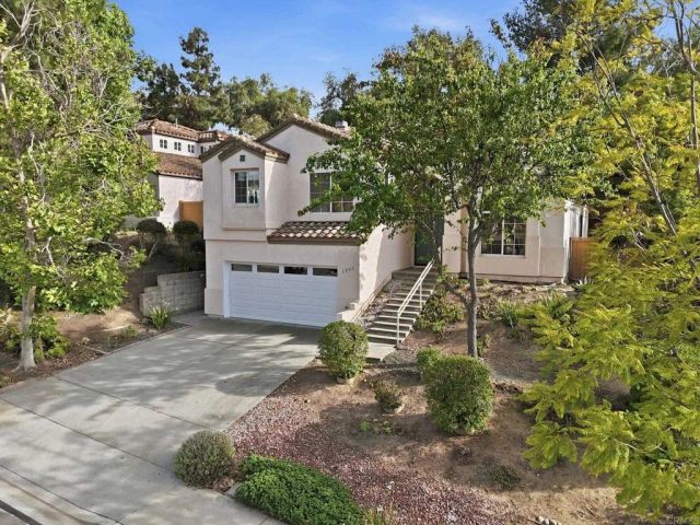 1843 Centennial Way, Escondido, CA 92026