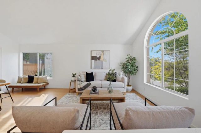 1843 Centennial Way, Escondido, CA 92026