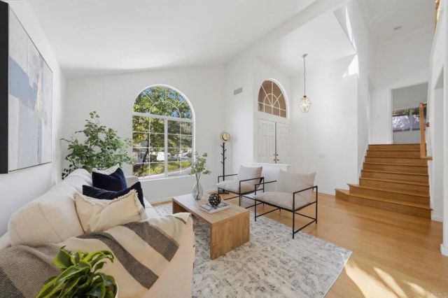 1843 Centennial Way, Escondido, CA 92026