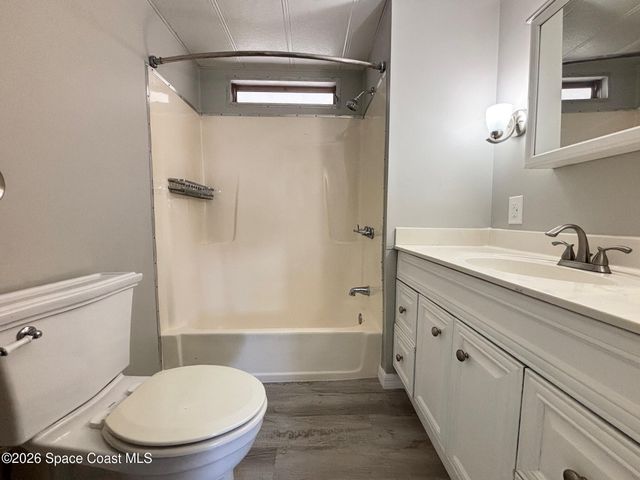 960 Cashew Circle, Barefoot Bay, FL 32976