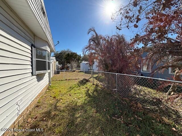 960 Cashew Circle, Barefoot Bay, FL 32976