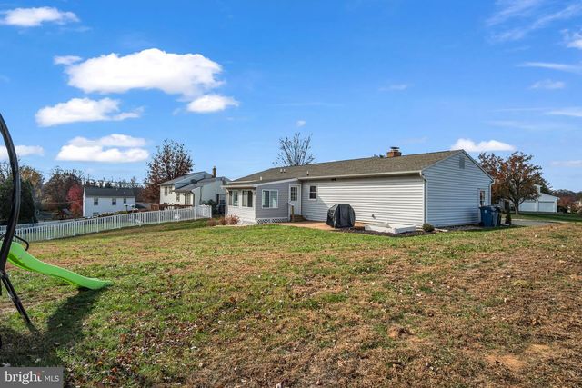 2714 E ROSEGARDEN BLVD, Mechanicsburg, PA 17055