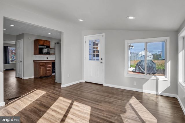 2714 E ROSEGARDEN BLVD, Mechanicsburg, PA 17055