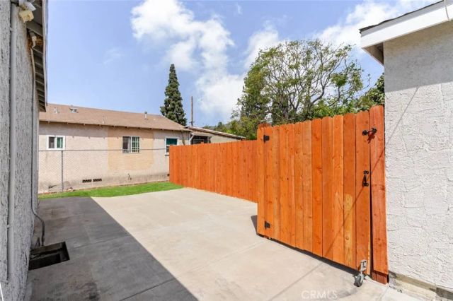 1967 8th Street, San Fernando, CA 91340