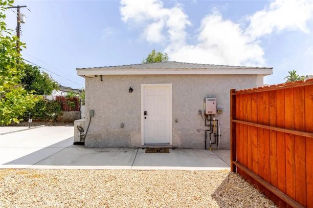 1967 8th Street, San Fernando, CA 91340