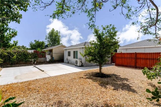 1967 8th Street, San Fernando, CA 91340