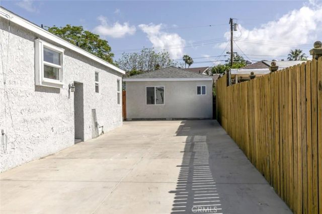 1967 8th Street, San Fernando, CA 91340