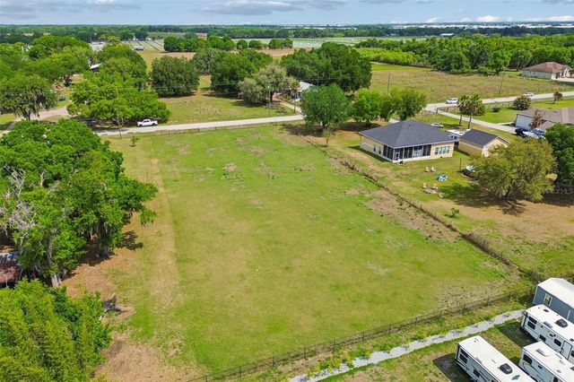 2805 MEDULLA ROAD, Plant City, FL 33566