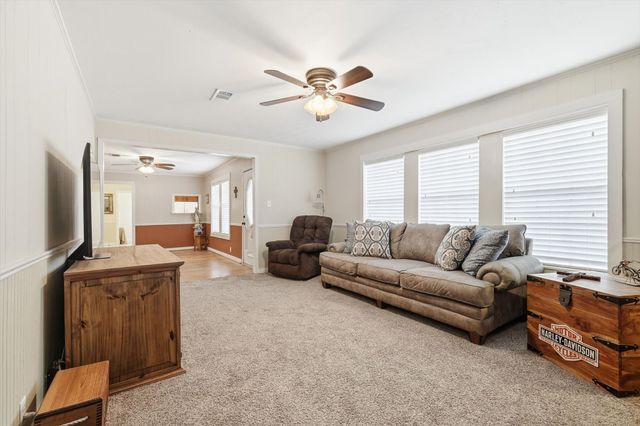 9820 FM 2451, Scurry, TX 75158