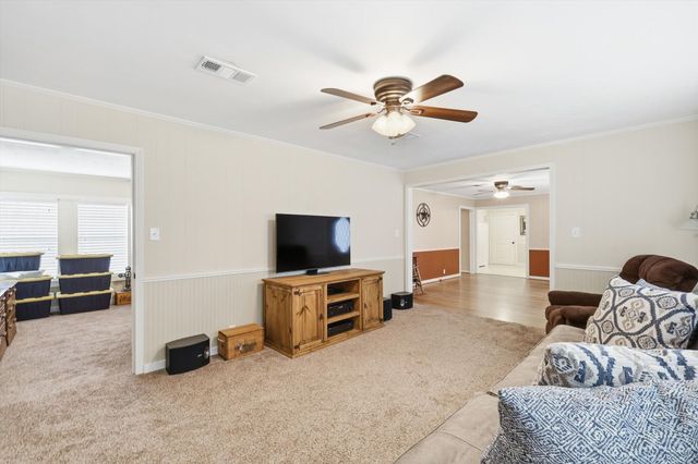 9820 FM 2451, Scurry, TX 75158