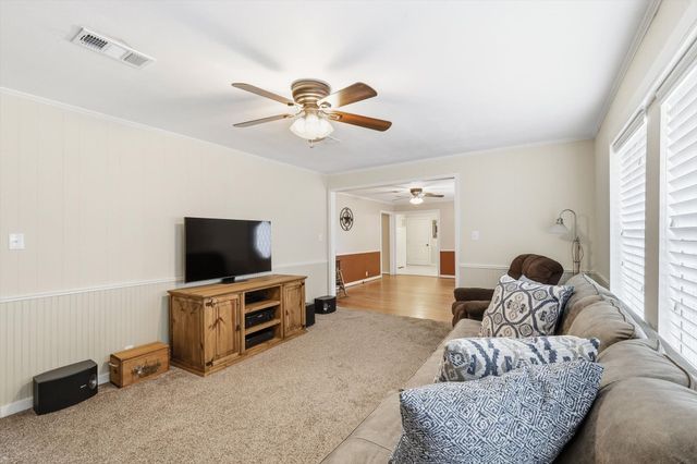 9820 FM 2451, Scurry, TX 75158