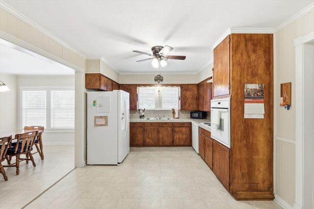 9820 FM 2451, Scurry, TX 75158