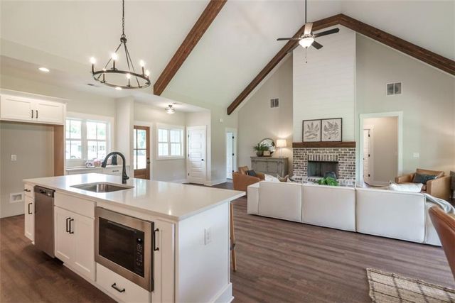 345 Woodfin Way, Social Circle, GA 30025
