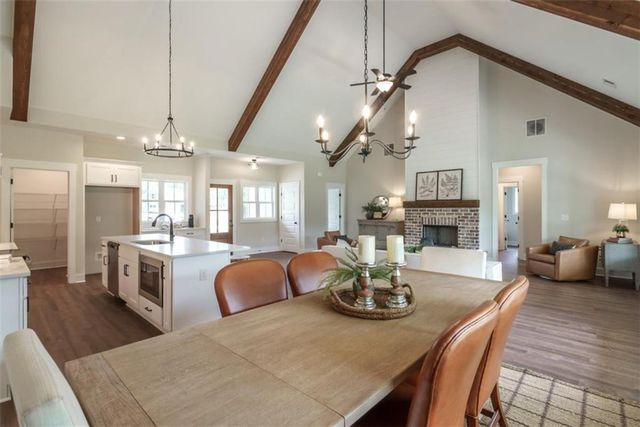 345 Woodfin Way, Social Circle, GA 30025