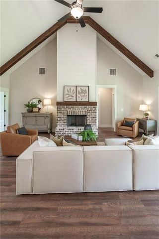345 Woodfin Way, Social Circle, GA 30025