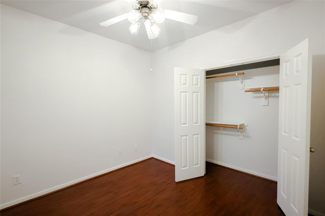 14 W Archwyck Circle W, The Woodlands, TX 77382