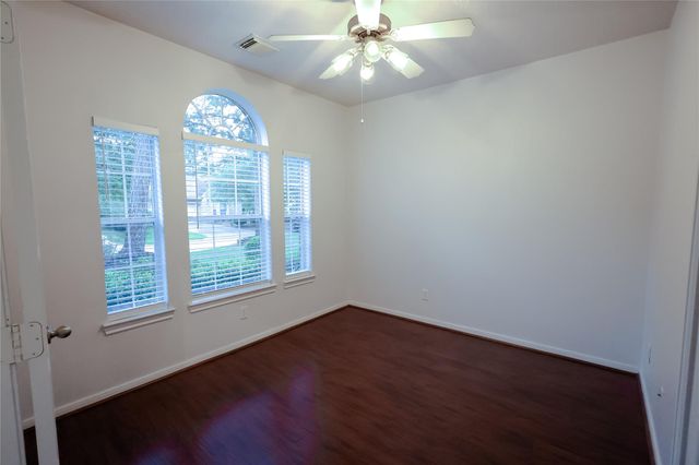 14 W Archwyck Circle W, The Woodlands, TX 77382
