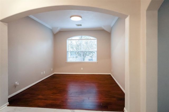 14 W Archwyck Circle W, The Woodlands, TX 77382