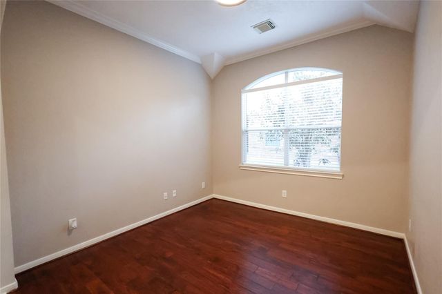 14 W Archwyck Circle W, The Woodlands, TX 77382