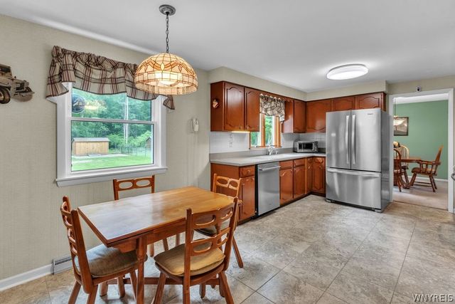 1631 Huth Road, Grand Island, NY 14072