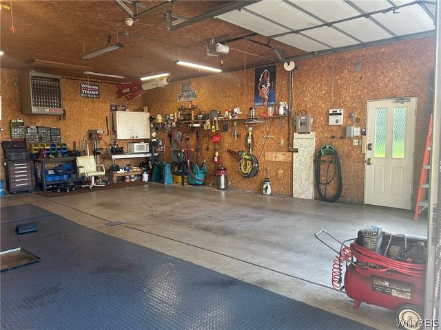 1631 Huth Road, Grand Island, NY 14072