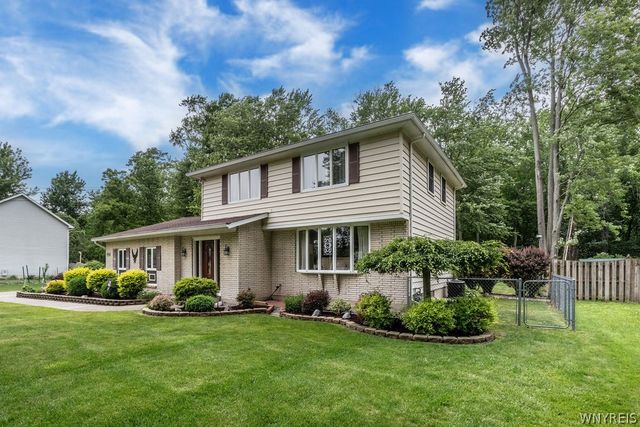 1631 Huth Road, Grand Island, NY 14072