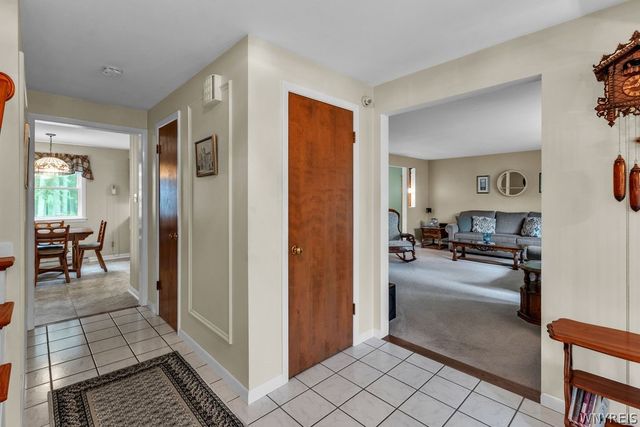 1631 Huth Road, Grand Island, NY 14072