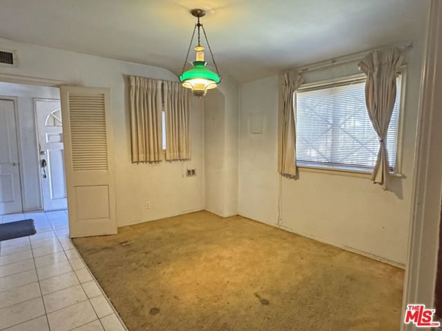4192 Don Luis Drive, Los Angeles, CA 90008
