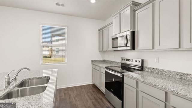 81 White Spruce Way, Newnan, GA 30265