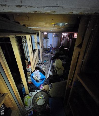 10423 Royal Drive, St Louis, MO 63136