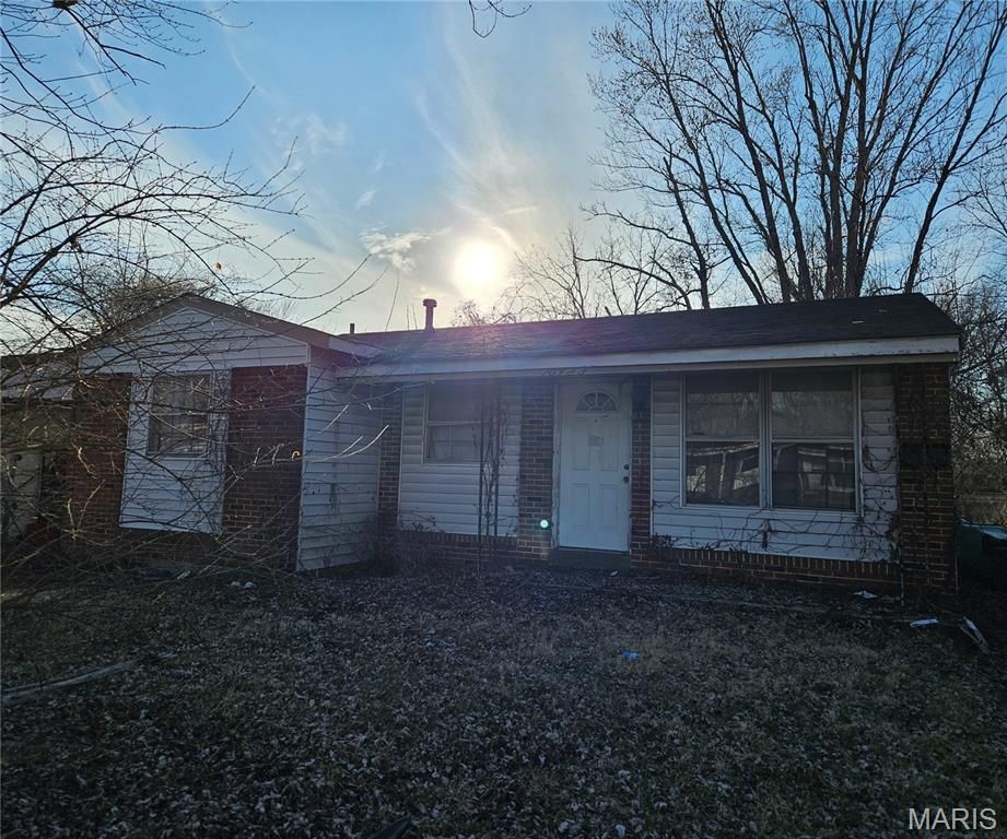 10423 Royal Drive, St Louis, MO 63136