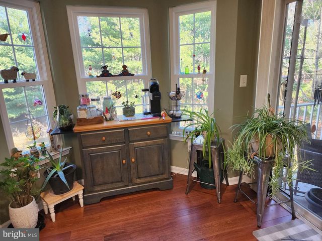 132 MOWAT CIR, Hamilton, NJ 08690