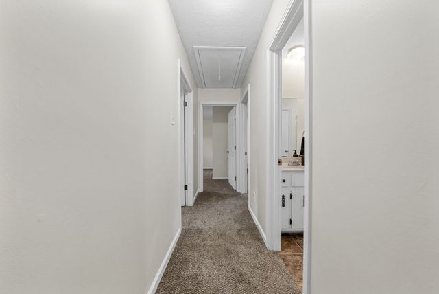 2079 Skyview Cir, Clarksville, TN 37042