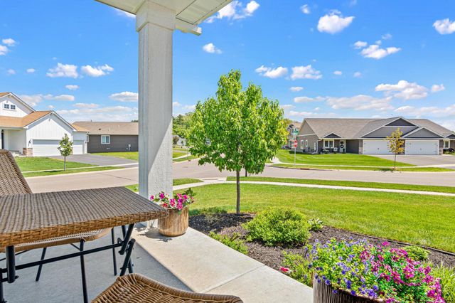 2975 Elgin Court, River Falls, WI 54022
