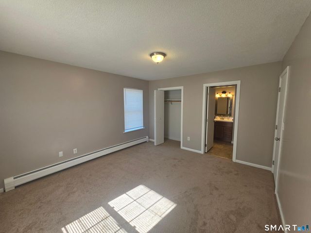 15 McDonald Avenue, Waterbury, CT 06710