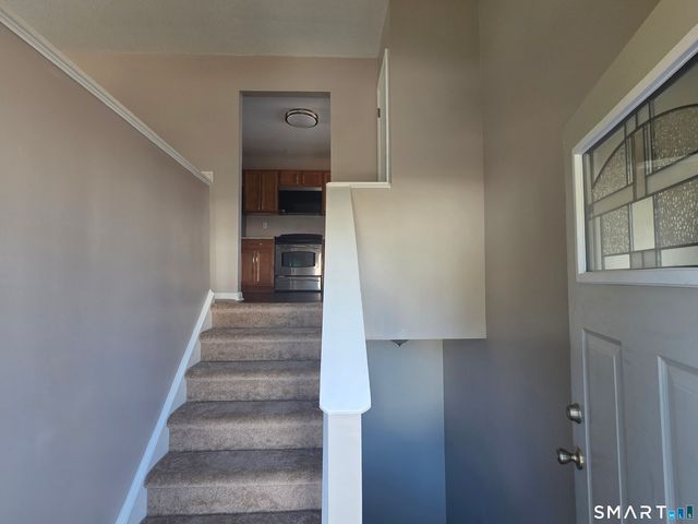 15 McDonald Avenue, Waterbury, CT 06710