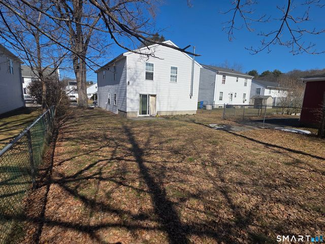 15 McDonald Avenue, Waterbury, CT 06710