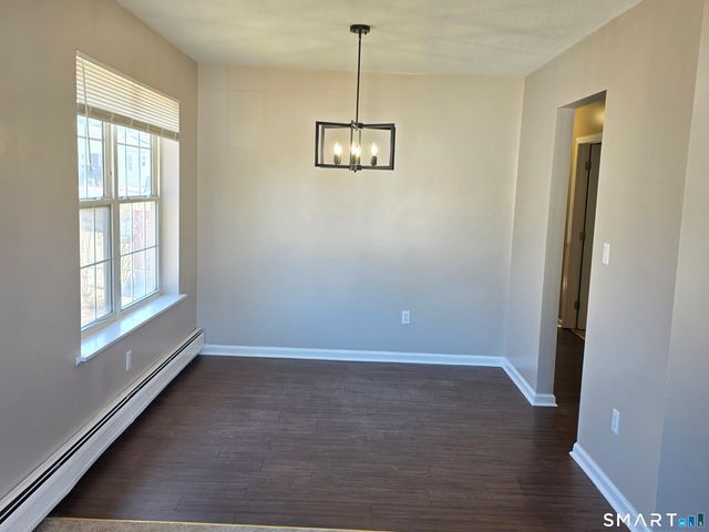 15 McDonald Avenue, Waterbury, CT 06710