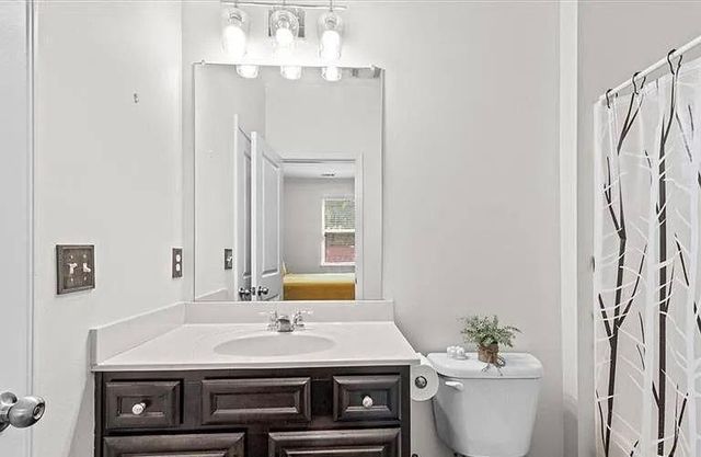 295 River Walk Farm Parkway, Covington, GA 30014