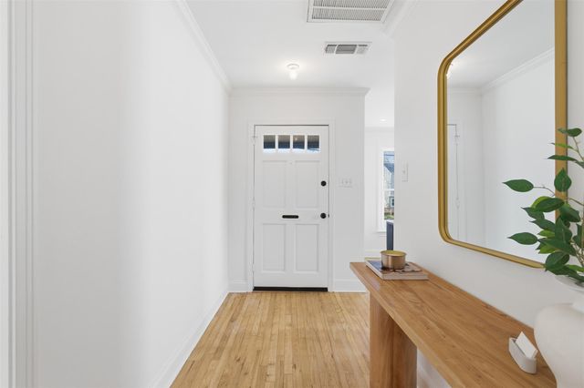 1006 Ellingson LN, Austin, TX 78751