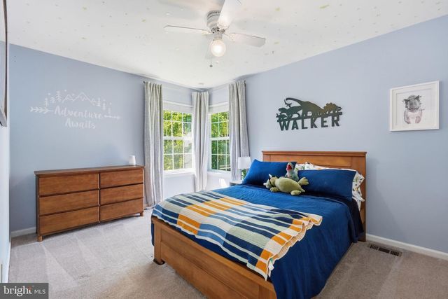 1501 COLONIAL DR, Garnet Valley, PA 19061