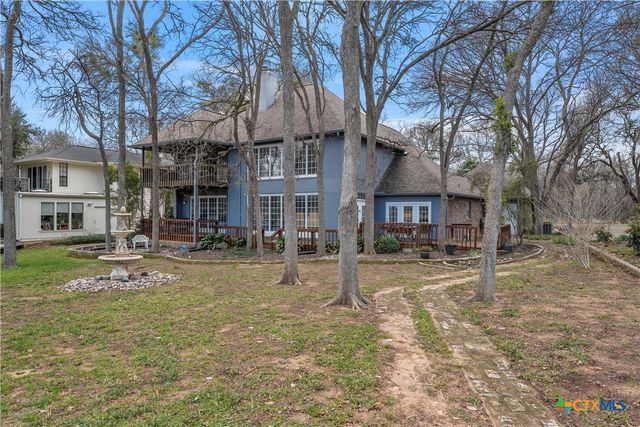 2113 Highland Drive, Salado, TX 76571