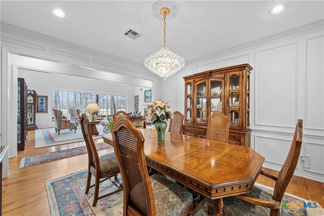 2113 Highland Drive, Salado, TX 76571