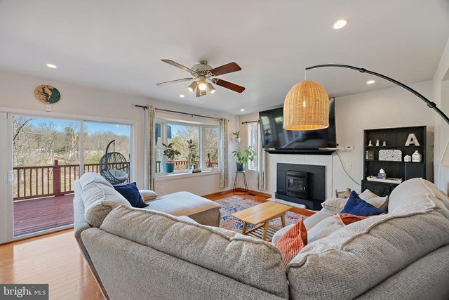 806 N SHORE DR, Glen Burnie, MD 21060