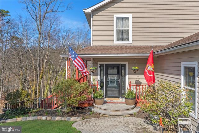 806 N SHORE DR, Glen Burnie, MD 21060