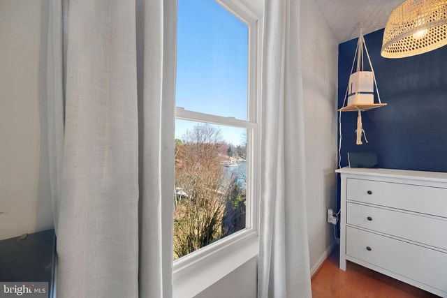 806 N SHORE DR, Glen Burnie, MD 21060