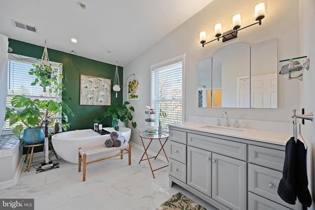 806 N SHORE DR, Glen Burnie, MD 21060